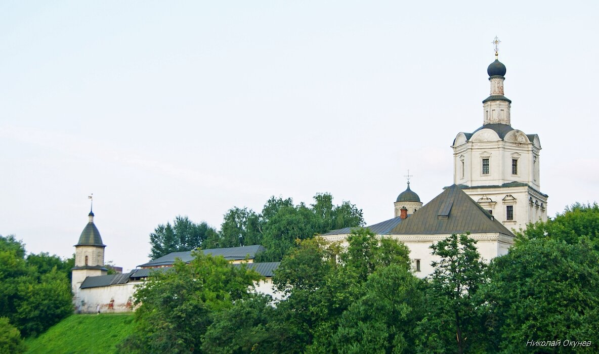 Спасо-Андроников монастырь был основан на берегу реки Яузы. Андроников монастырь в Москве история создания краткое.