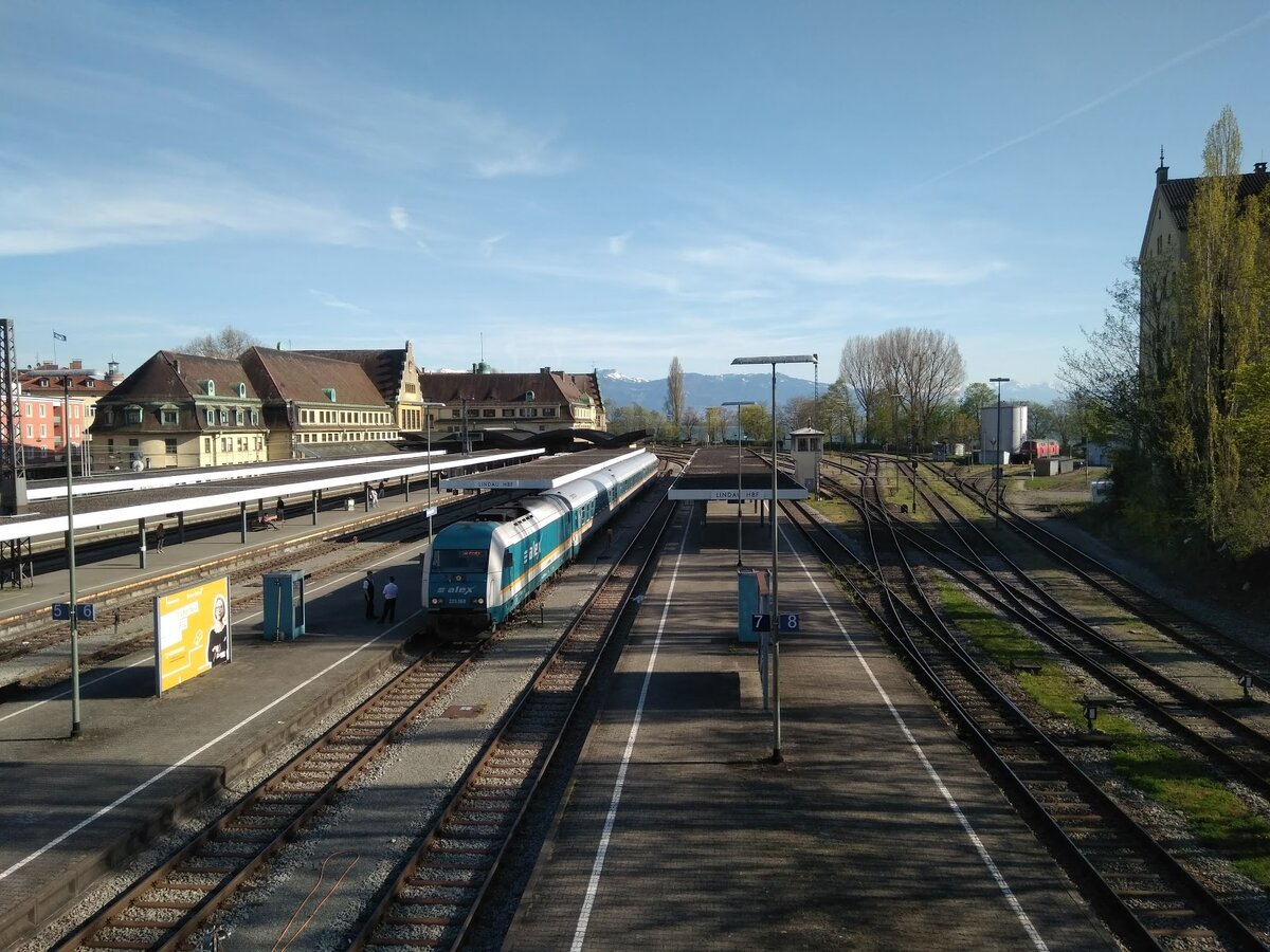 Железнодорожный вокзал в Линдау.