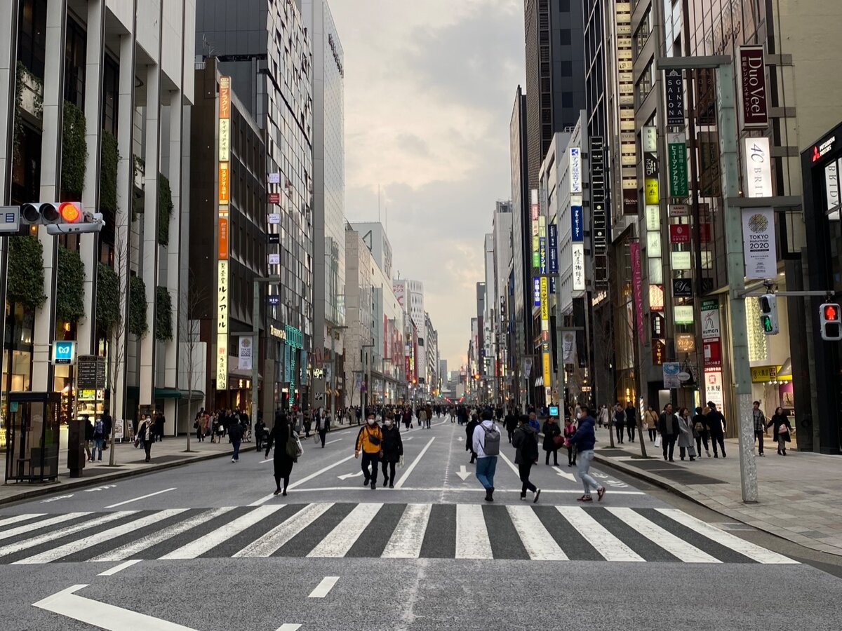 Токио, Гинза. Фото на айфон без фильтров. Обязательно там побывайте.