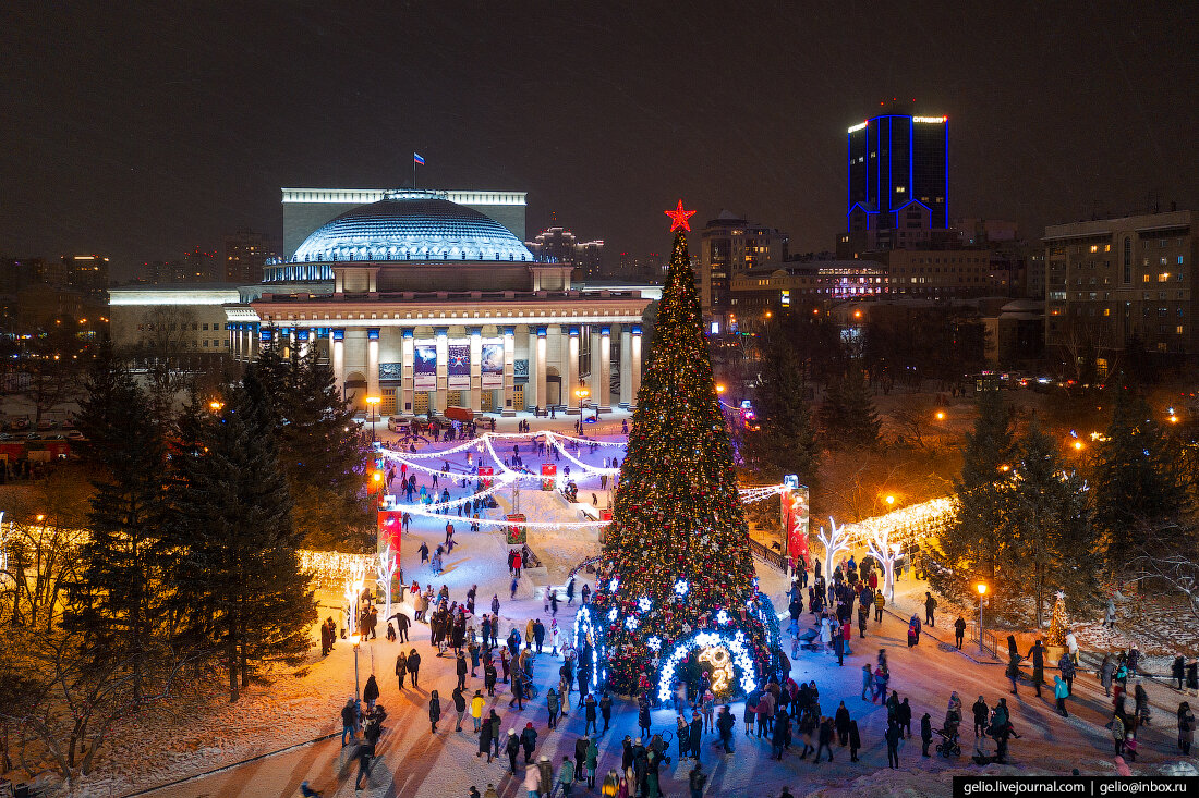 каток на площади ленина новосибирск