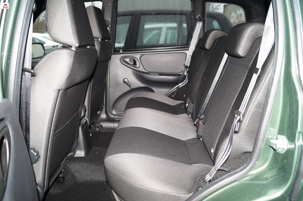 Фото второго ряда сидений в LADA Niva Travel