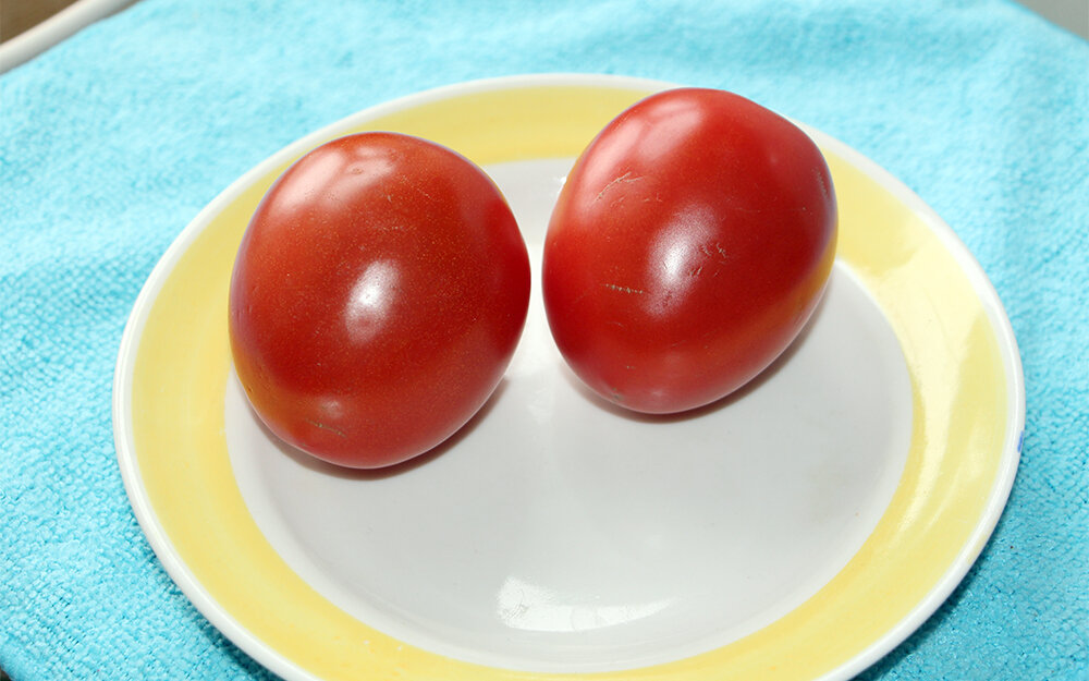 Ингредиенты: некрупные помидоры – 2 шт / 220 гр