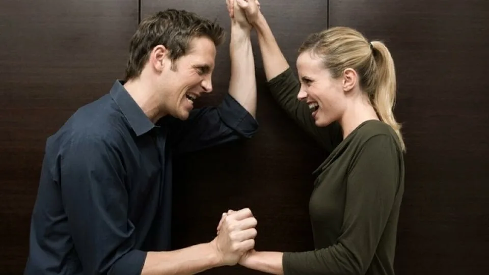 Корпоративный конфликт. Конфликт и конфликтная ситуация. Ссора в коллективе. Стал конфликт. В конфликтной ситуации нельзя:.