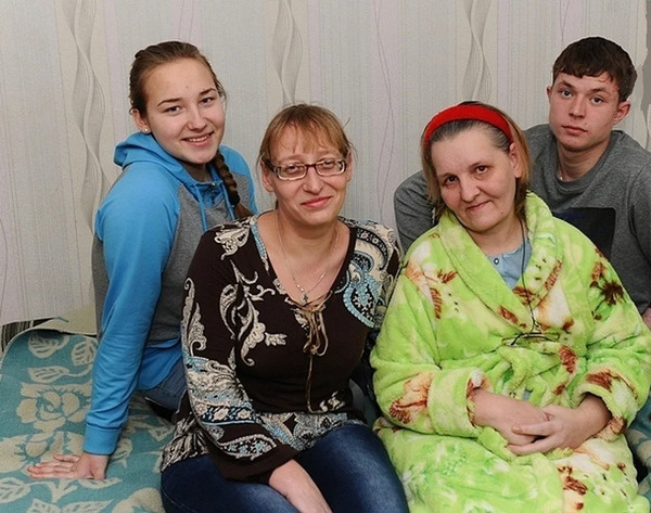 Семья в целом составе, одно из самых свежих впечатлений.