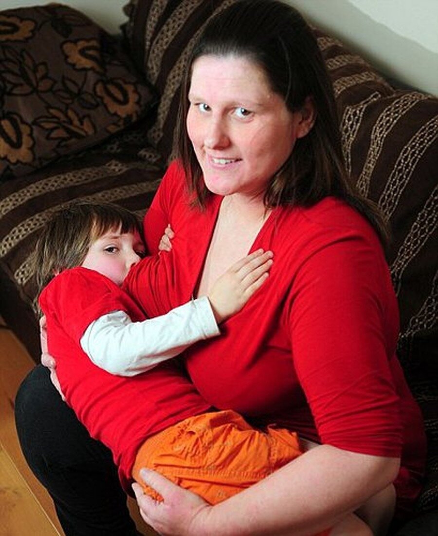 Грудное вскармливание до трёх лет | Изучаю людей | Дзен