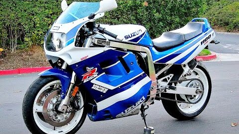 😵 Suzuki GSX-R 1100 - Самый Большой Джиксер 💪!