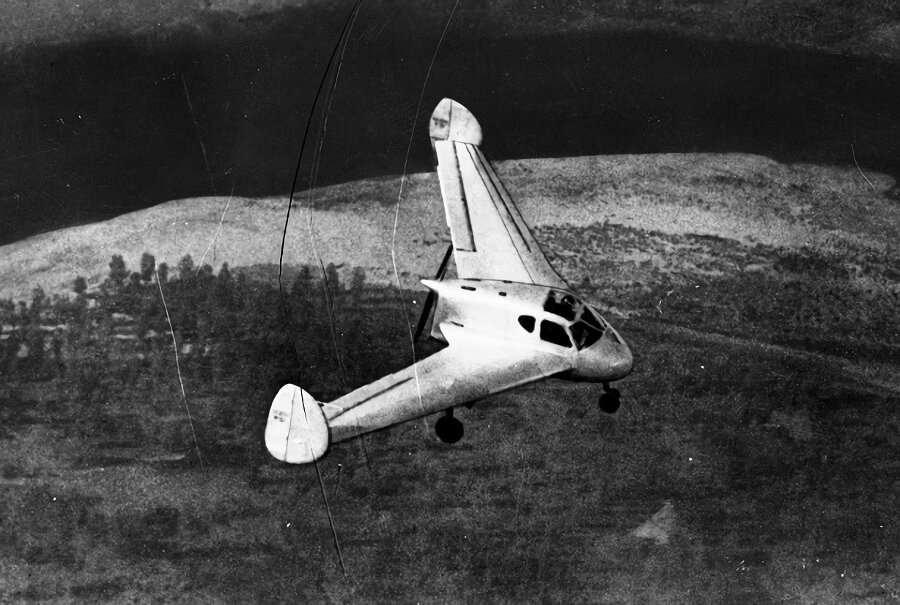 SNCASE SE-2100 в полёте. Фото: Société nationale des constructions aéronautiques du Sud-Est