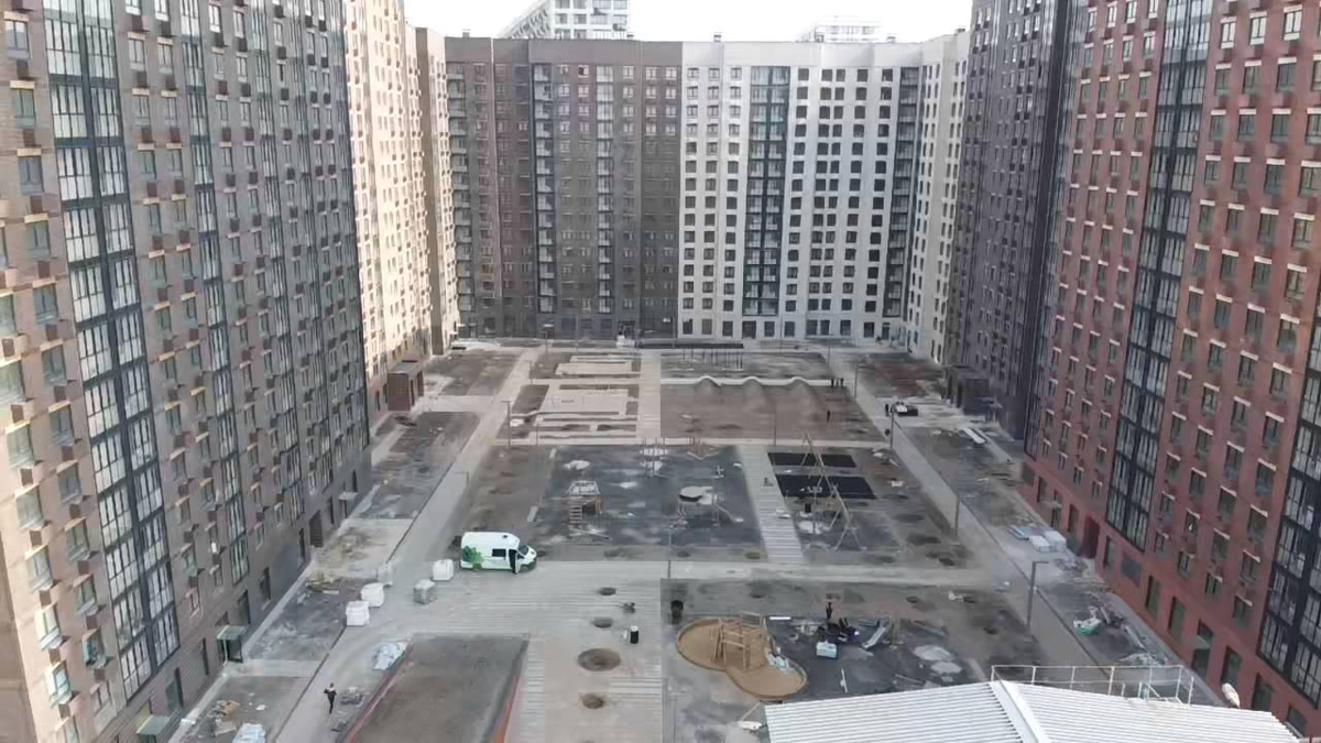 Двор второго корпуса