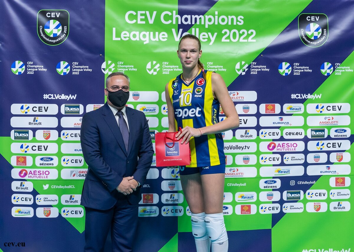 Арина Федоровцева продолжает собирать индивидуальные награды