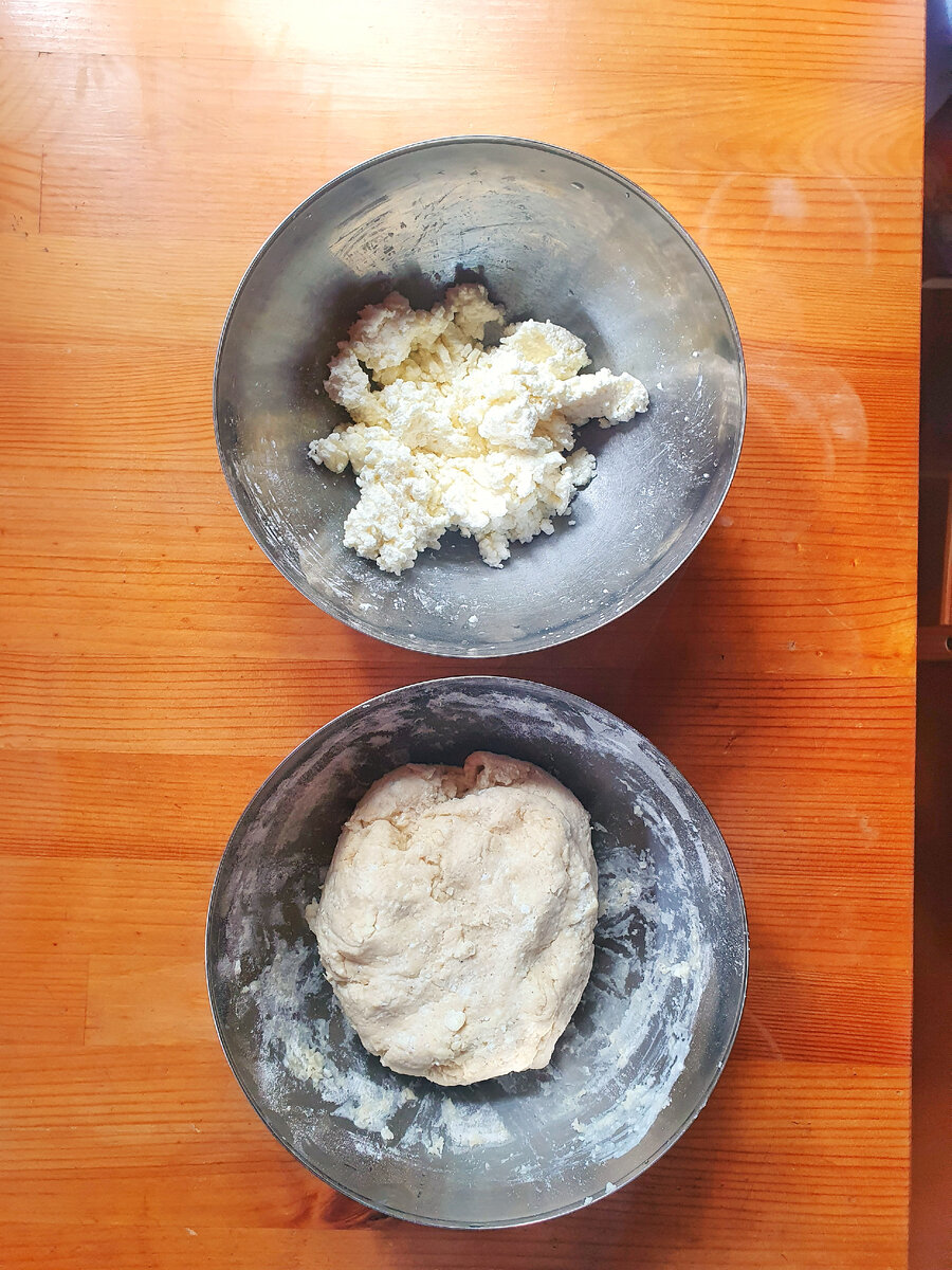 Тесто - отдельно, начинка - отдельно🙂