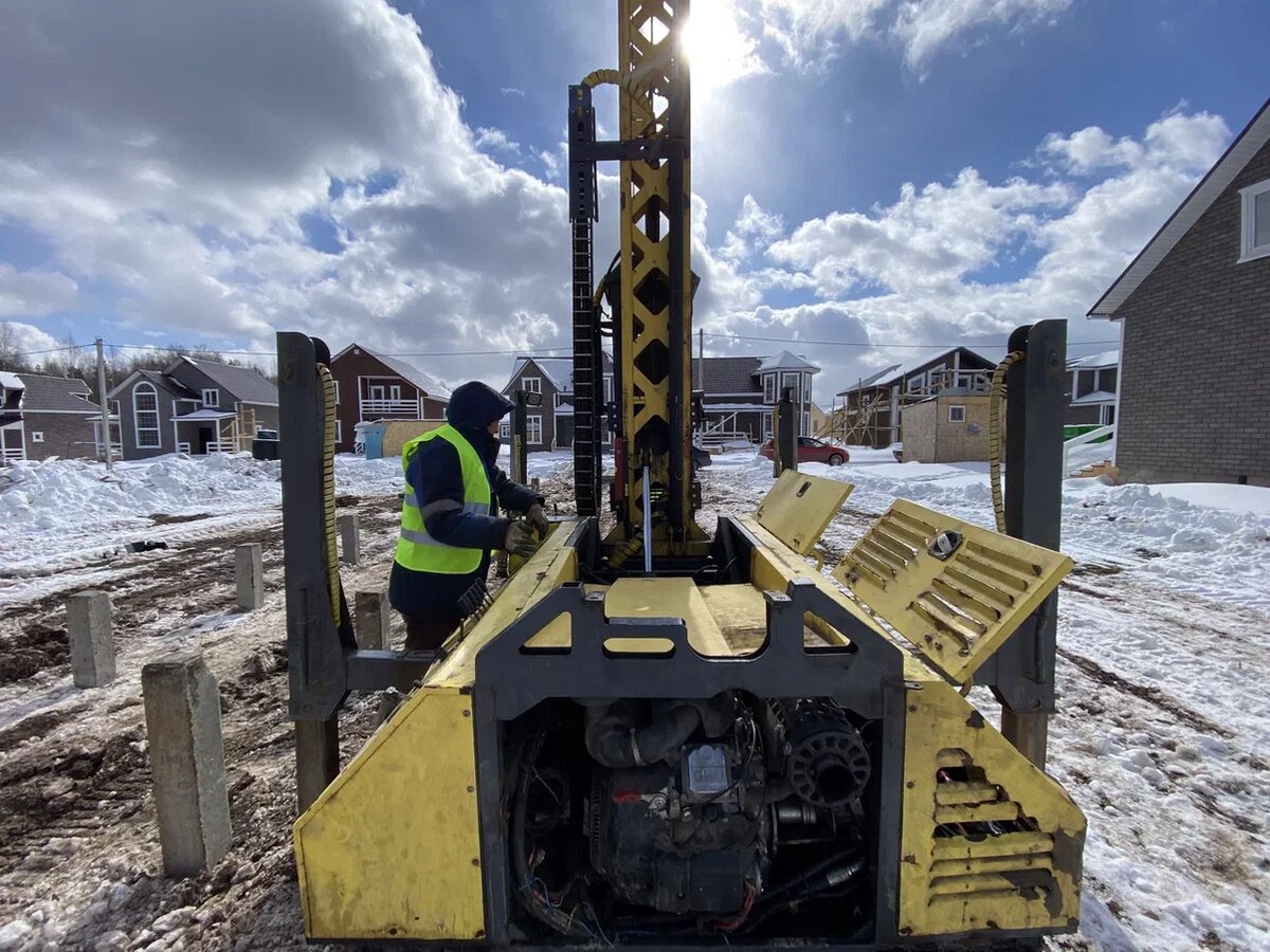 Сваебойная машина