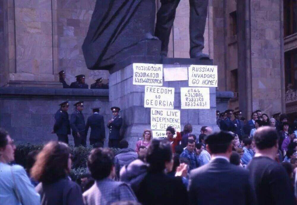 Апреля 1989 года. 9.04.1989 Тбилиси. 9 Апреля 1989 Тбилиси. Демонстрация в Тбилиси 1989.