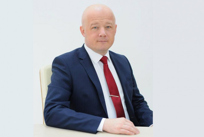 Михаил Данилов, который профессионально занимается оздоровительным туризмом, выделяет пять категорий гостей, приезжающих в современную здравницу. В первой группе относятся люди, которые приезжают на курорты за свой счет, далее следуют группы туристов, откомандированные крупными предприятиями, это тоже большая группа. Следующая - люди, получающие путевки от государства или получившие травму на производстве, кто проходит реабилитацию в условиях курорта.