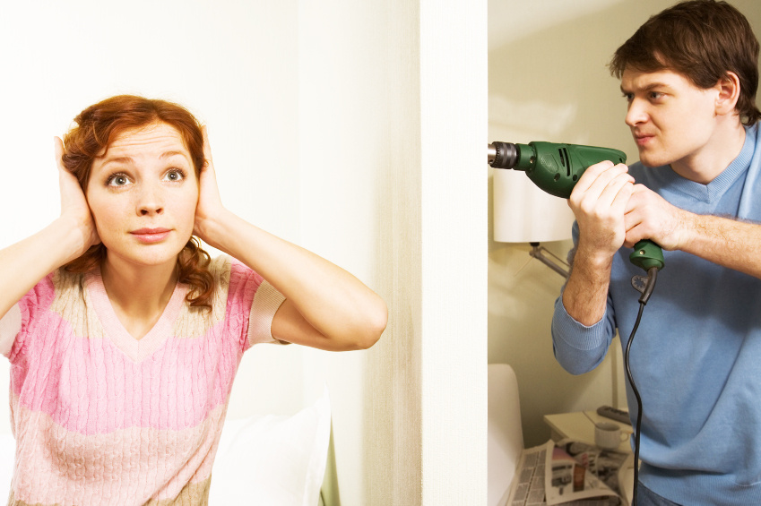 Шумные соседи