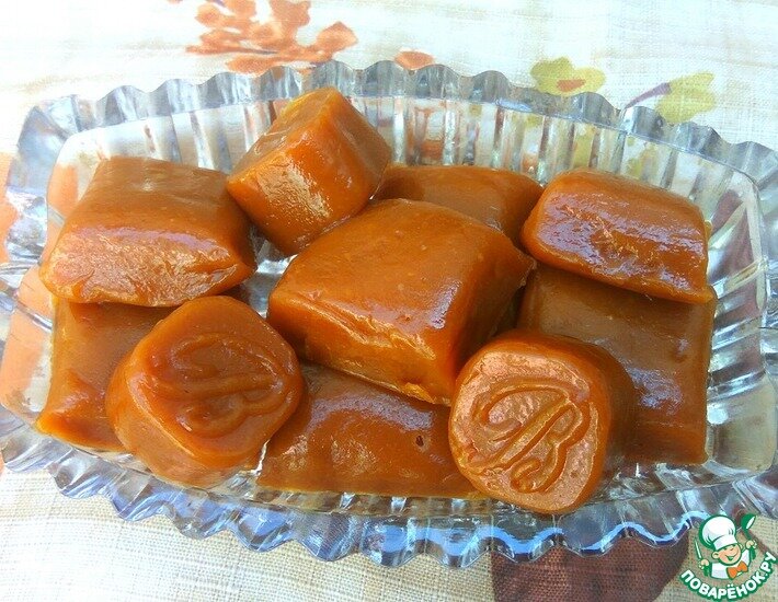 Очень вкусные, с приятным сливочным вкусом, мягкие, немного тянучие ириски. По вкусу похожи на конфеты "Золотой ключик ".