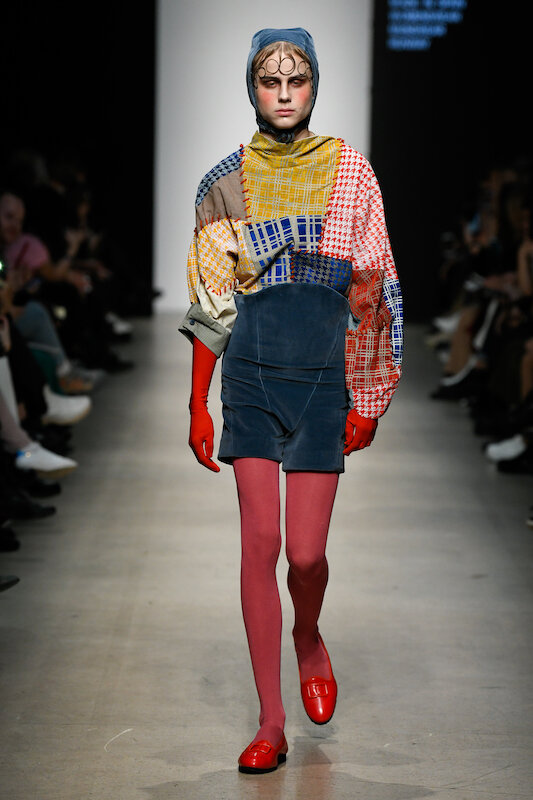 джоль альваро показ. джоль альваро показ. джоль альваро показ. некрасивая мода. Alvaro soler родители.