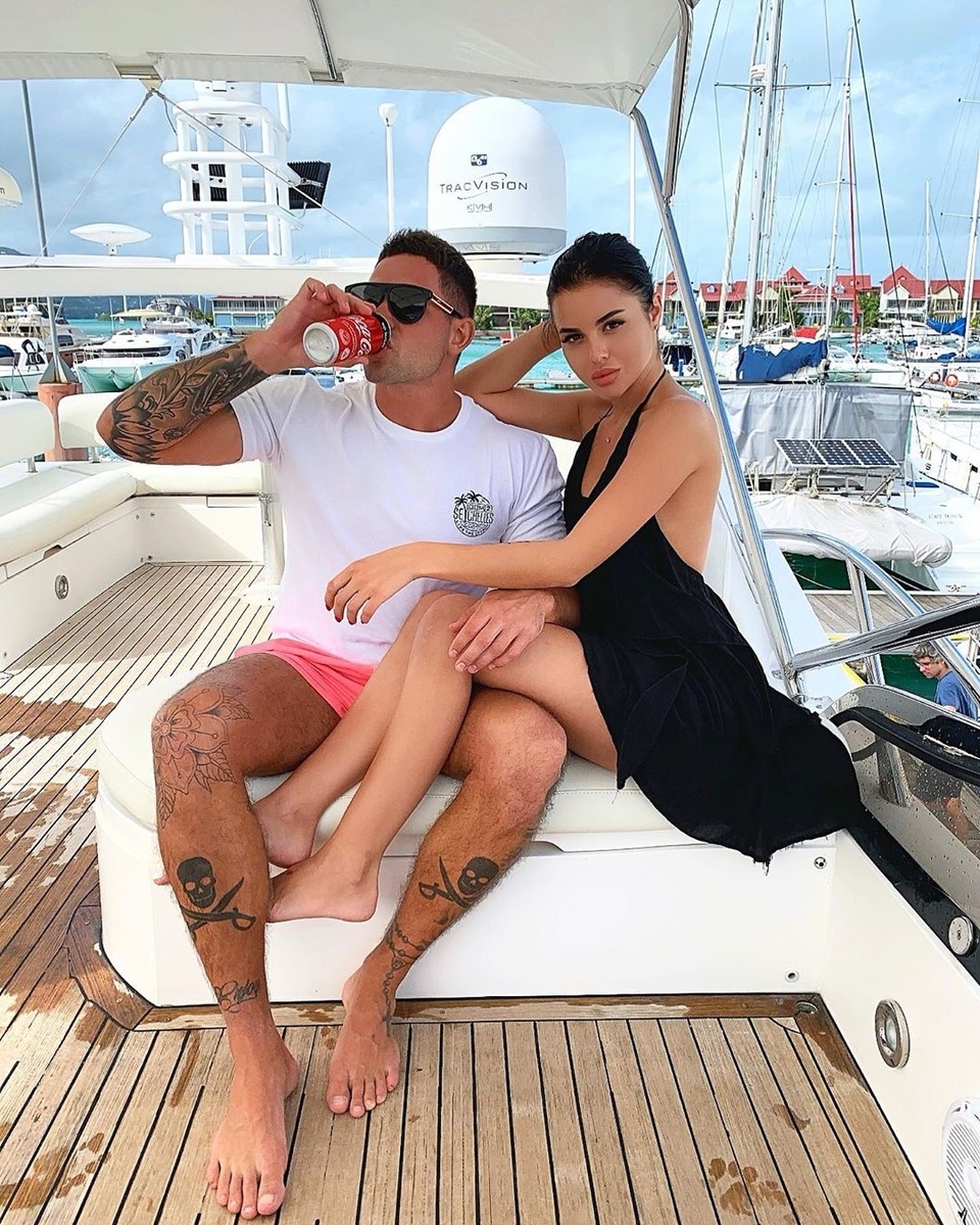 Захар недавно помирился с Яной
​Фото: «Инстаграм» 