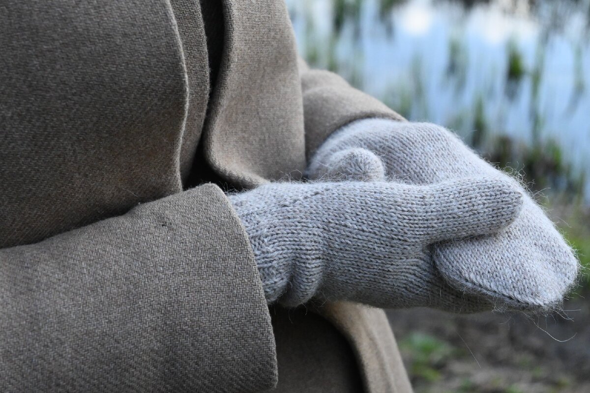 Двойные варежки с удлиненной манжетой