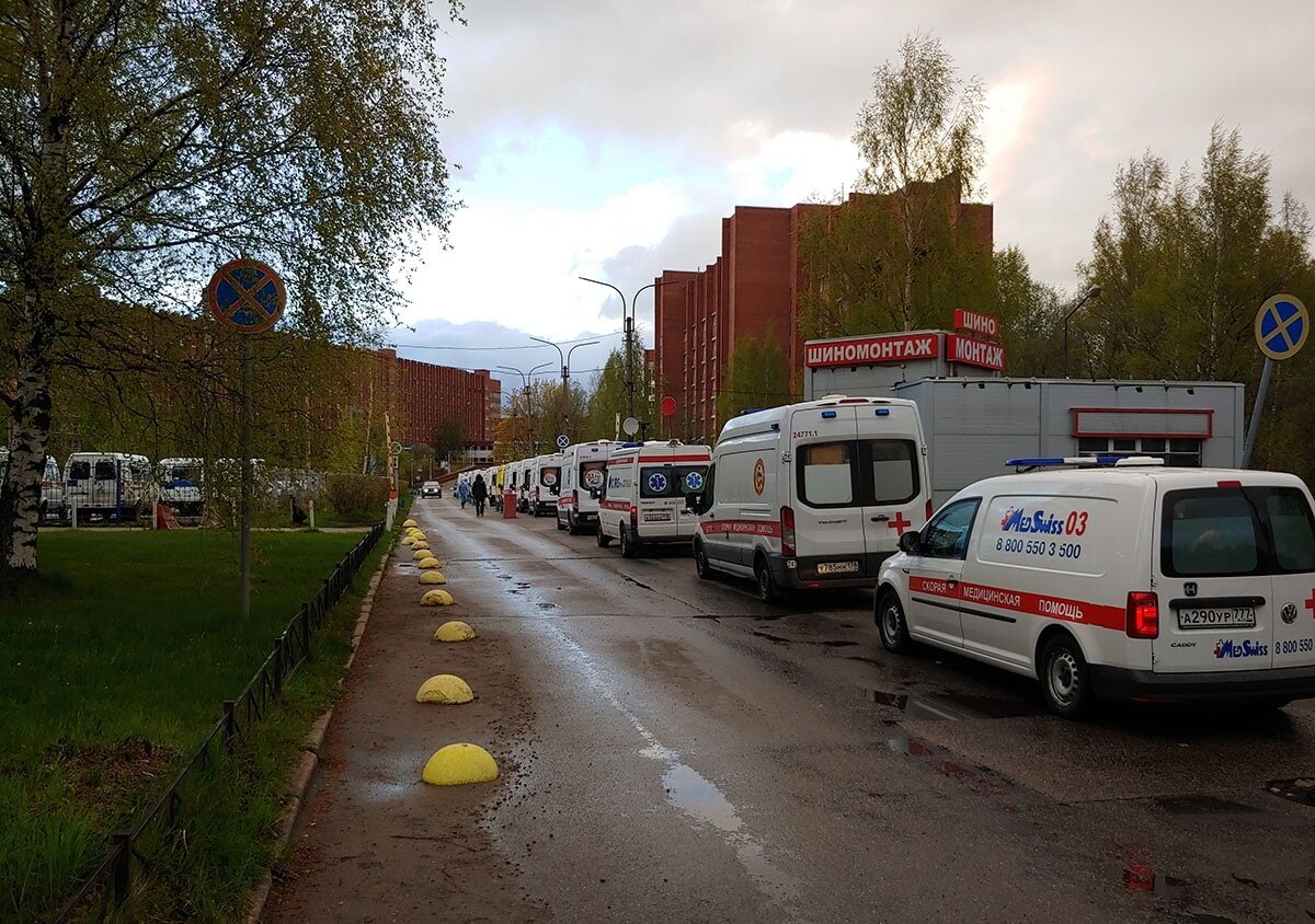 Все пациенты находятся под наблюдением врачей.