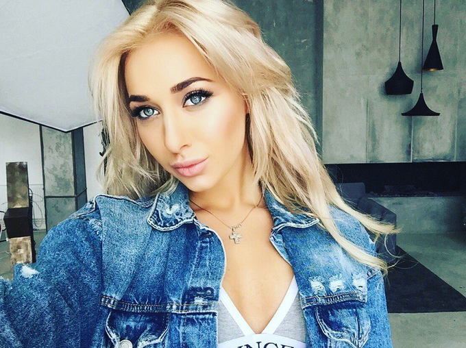 Фото из Инстаграм Насти Стецевьят