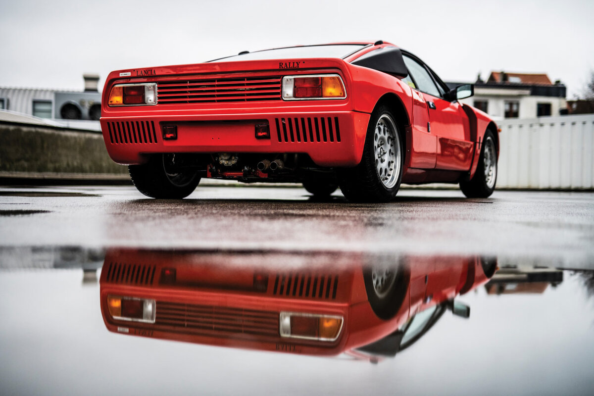 Lancia Rally 037 Stradale