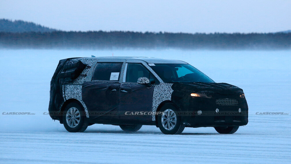 Kia Sedona Фото:carscoops.com