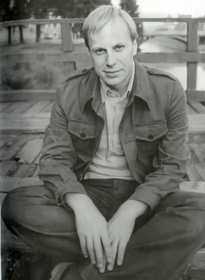 Артист богатырев. А ю богатырев. Богатырев рост. Богатырев рост. Рост юрия богатырева.