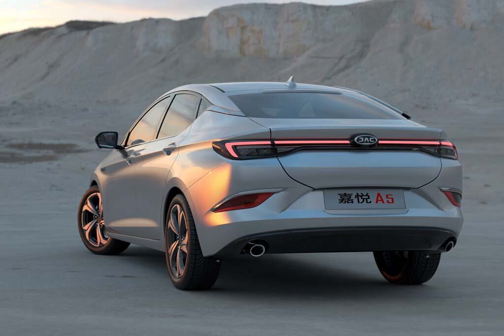 Китайский JAC 2021