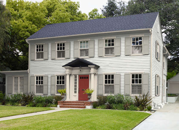 11 цветов фасадной краски, которые помогут продать ваш дом (Американское мнение Экспертов)