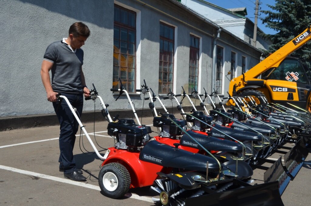 Фото автора Подметальные машины Tielburger