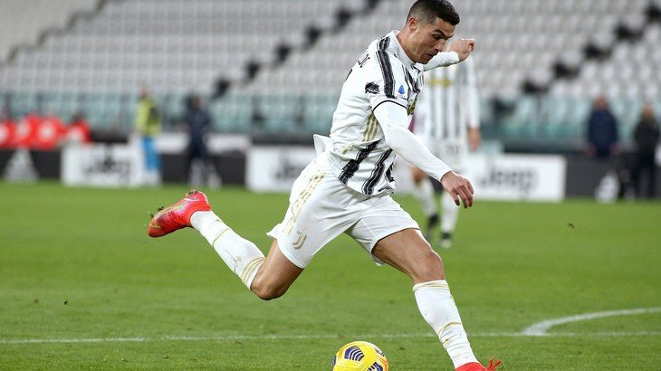 «Ювентус» проиграл 1:2 в первом матче 