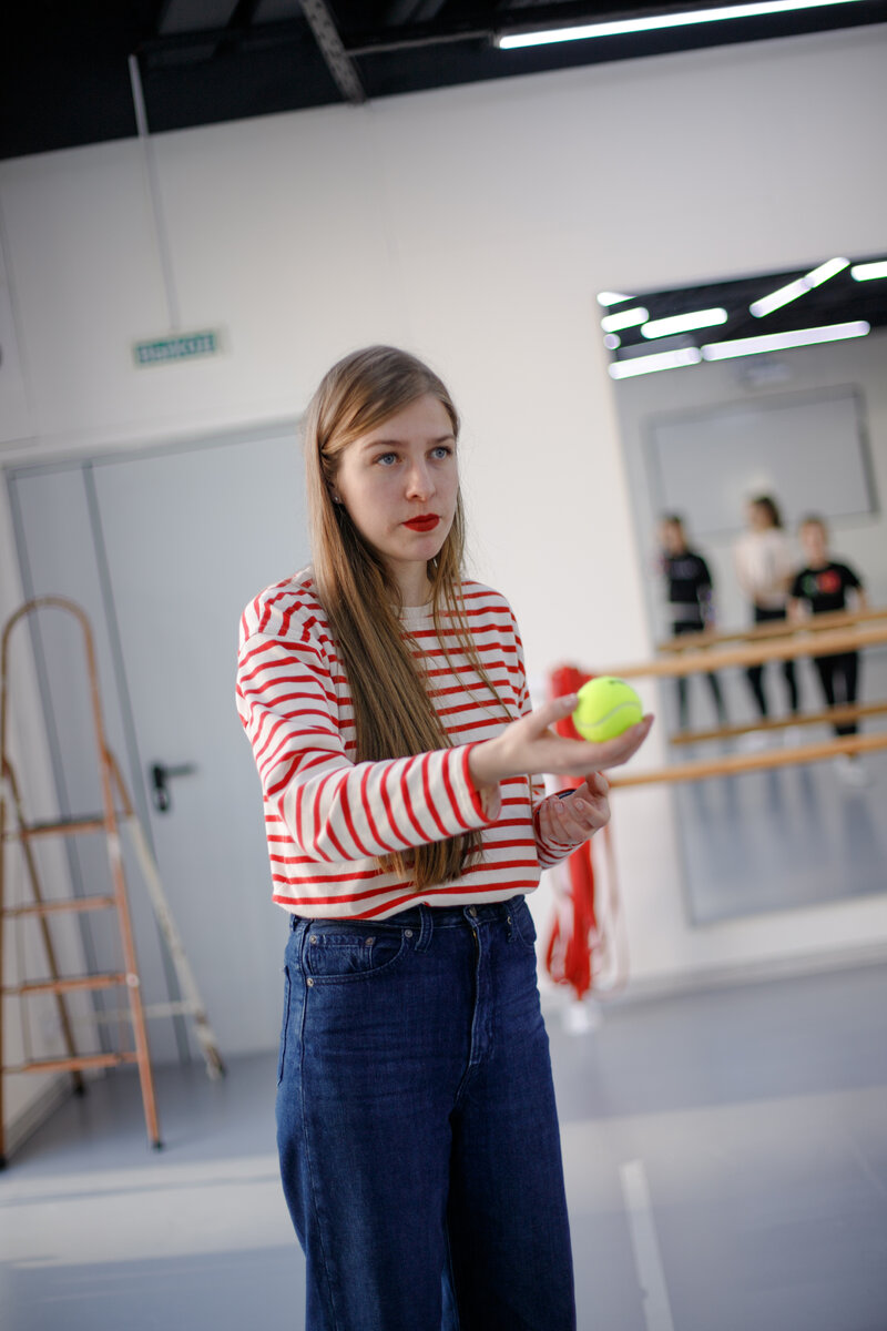 Мария Подковырова — режиссер и преподаватель актерского мастерства для детей и подростков. 