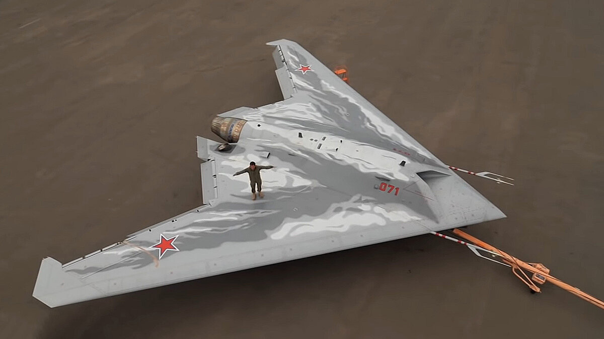 Sukhoi S-70