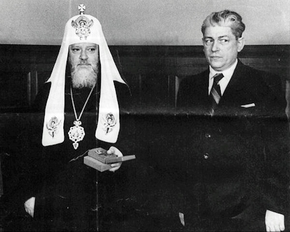 сталин в храме