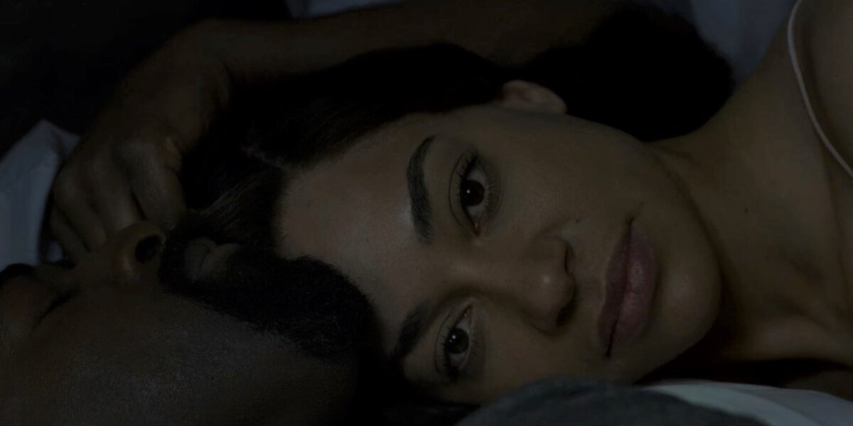 Скриншот из сериала "Stay Close".