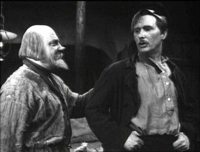 Кадр из фильма-спектакля "На дне" взят для иллюстрации из Яндекс Картинки.