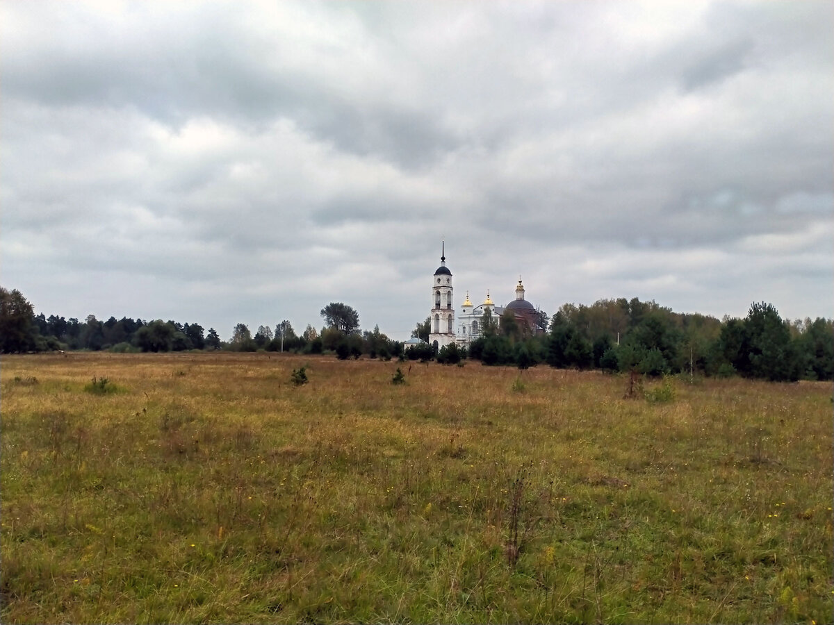 Храм Воскресения Христова в Матрёнино