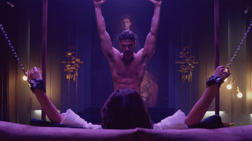 Фото: кадр из фильма «365 дней»