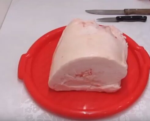 Топленый жир. Бутерброд из топлёного сала. Как называется топленое сало 4 буквы. Как называется топленое сало 4 буквы. Топлёное свинное сало.