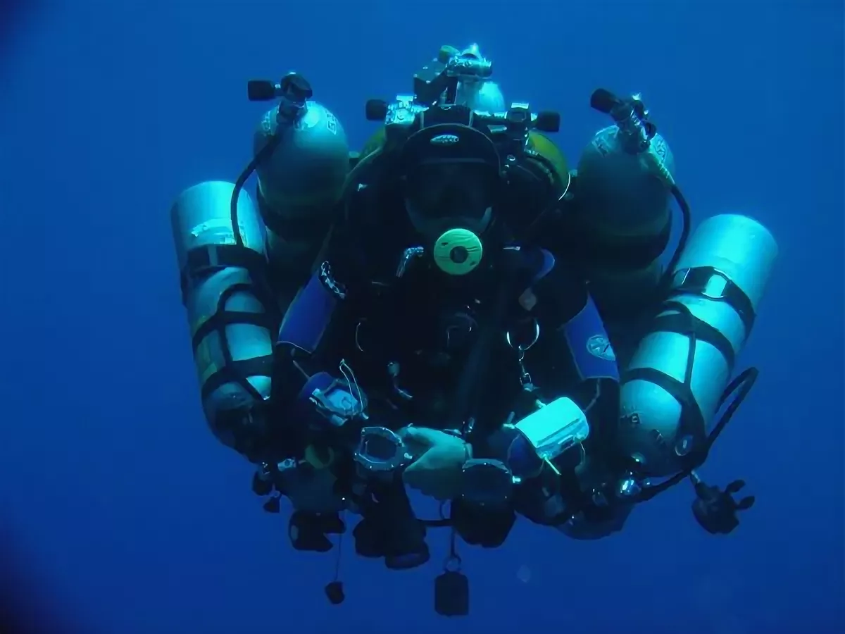 Technical diving. Технический дайвинг. Технический дайвер. Глубоководный дайвинг. Техническое погружение.