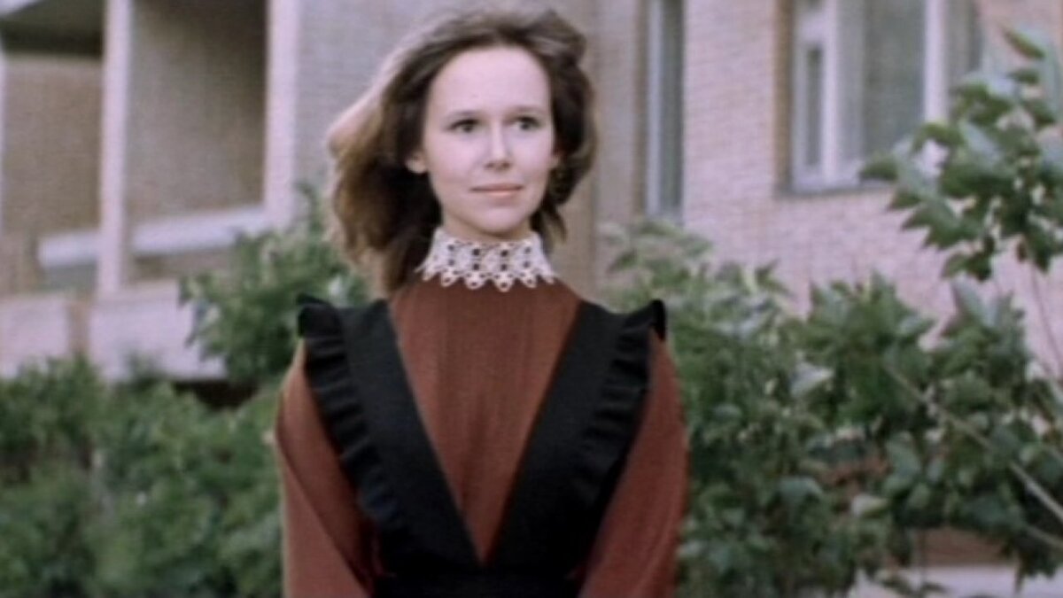 «Всегда юные красавицы»: взрослые советские актрисы, которые играли школьниц в кино