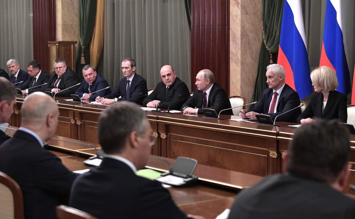 Сможет ли новое правительство улучшить жизнь россиян? Фото пресс-службы президента РФ.
