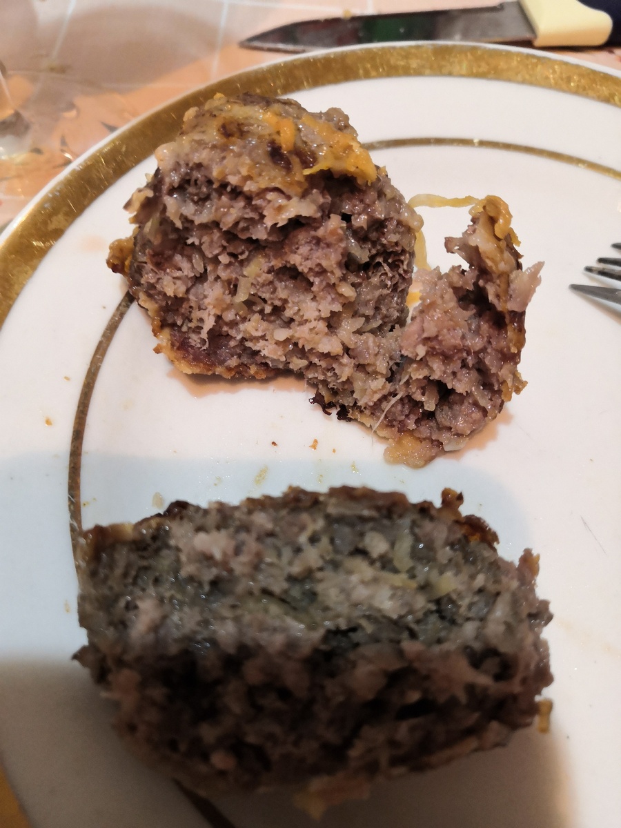 А вот и содержимое