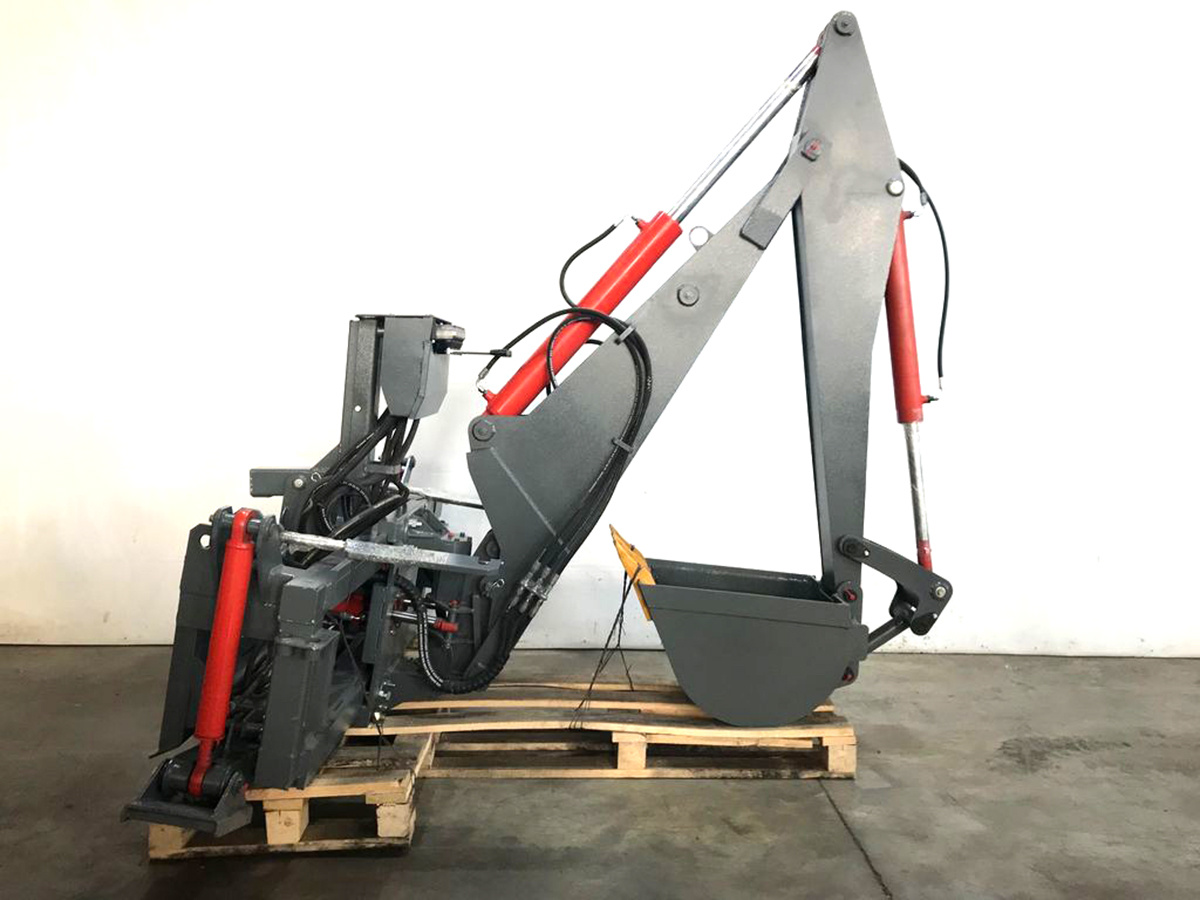 Ковшовый экскаватор с гидравлическими аутригерами (управление из кабины)