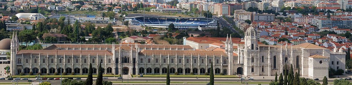 Монастырь Жерóнимуш. Автор: Alvesgaspar https://commons.wikimedia.org/w/index.php?curid=6442652