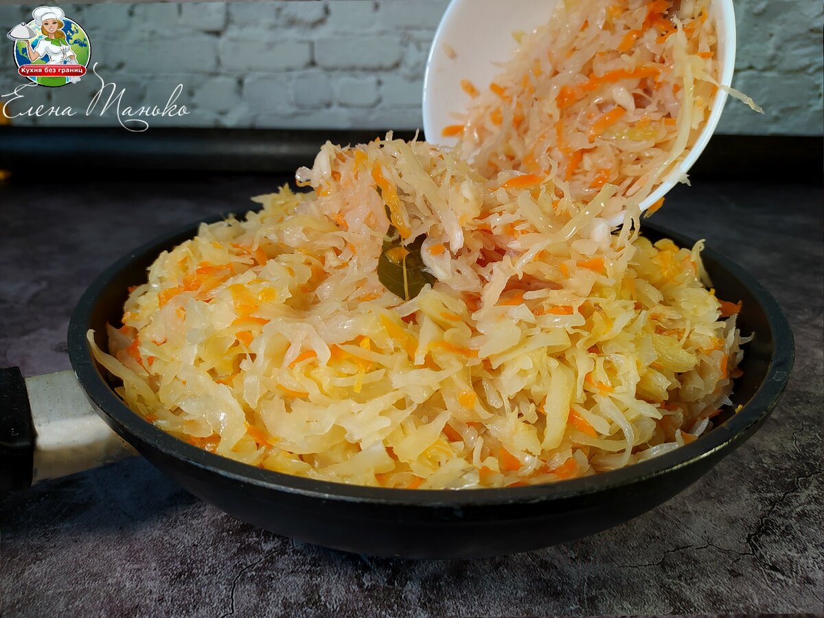 Картофельный рулет с мясной начинкой, запеченный в духовке