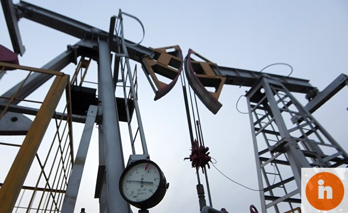 Государства ОПЕК договорились о крупнейшем снижении добычи нефти в истории. В мае и июне она должна сократиться почти на 10 миллионов баррелей в день, и это не предел. Соглашение поприветствовали Владимир Путин, Дональд Трамп, а также представители Саудовской Аравии и Кувейта.