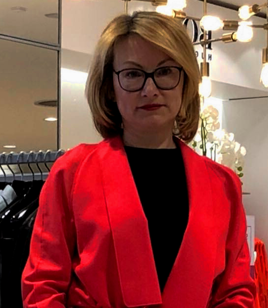 Карина Авдеева. Так она выглядит сейчас.