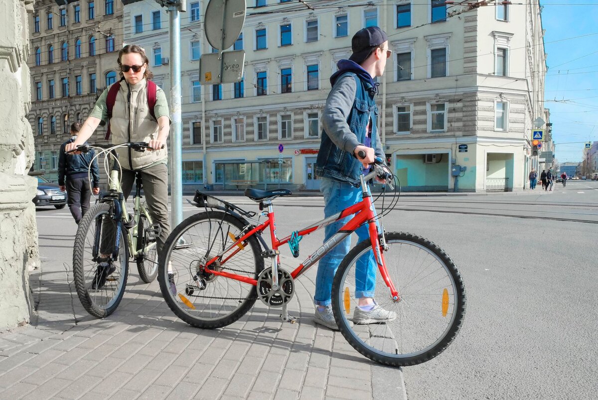 Как велосипед спасает горожан в период пандемии. | Spbtourkit | Дзен