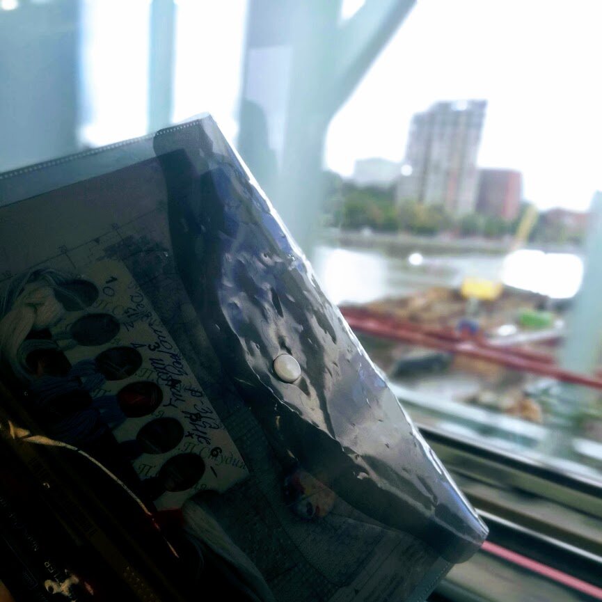 Папка для вышивки в дороге